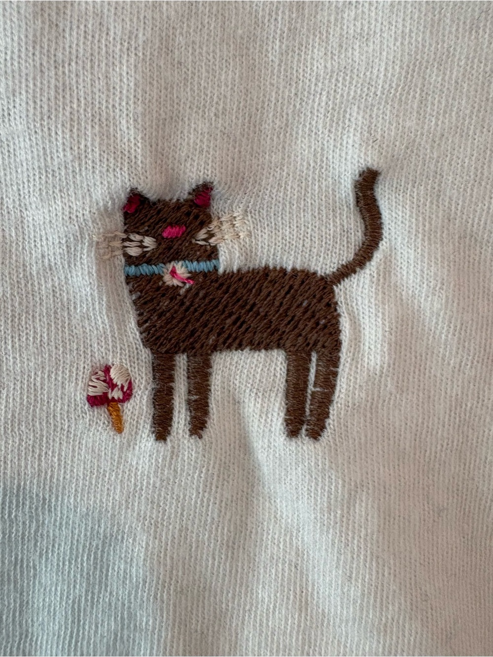 Natural Life Fave Little Things embroidered t-shirt featuring cats and dogs. - Picture 14 of 16